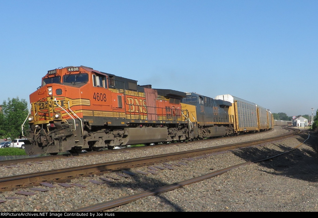 BNSF 4608 East